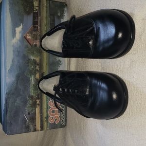SAS Whisper Oxford Black 5 1/2 Wide